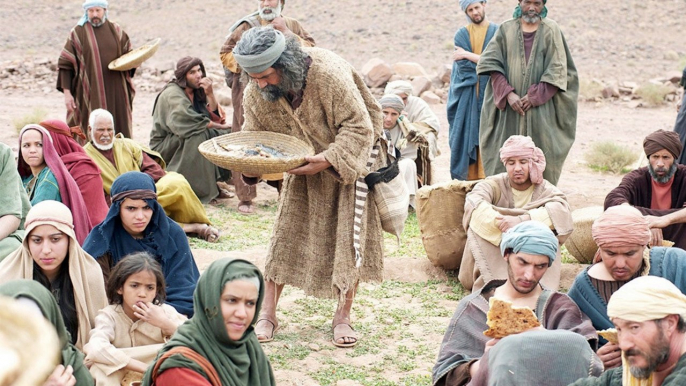 Daily Wisdom:  Jesus Feed The Multitude and Blessing Others: Matthew 14:20-21