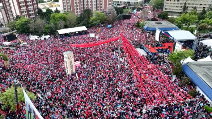 Mansur Yavaş, Tandoğan Meydanı'nda konuştu