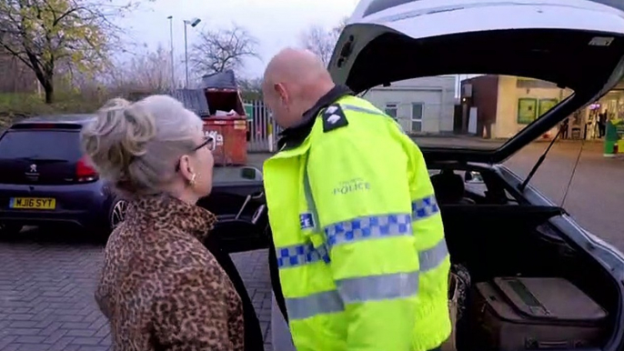 Motorway Cops Catching Britains Speeders S04E04