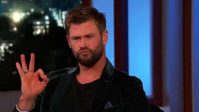 Matt Damon Ruins Chris Hemsworth Interview