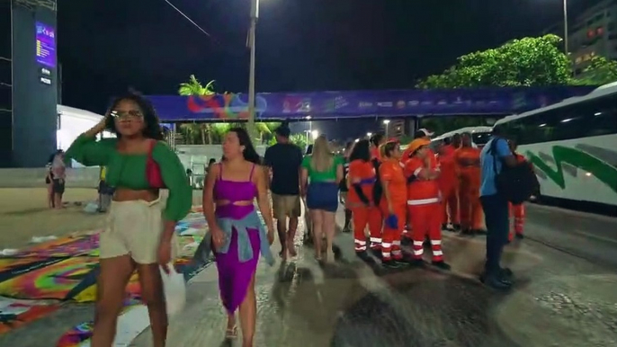 Copacabana Boardwalk at Night   Rio de Janeiro, Brasil   4K 2023-001