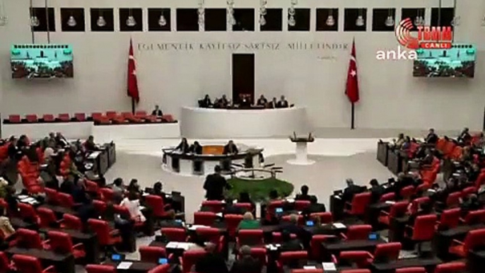 AKP'li Çelebi ile CHP'li Başarır arasında sert tartışma: 'Sen rüzgar gülü gibi dönüyorsun...'