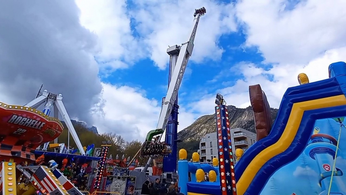 Foire des RAMEAUX   Foire de GRENOBLE 2023   #grenoble  #manege #france  #foire #animation  (33)