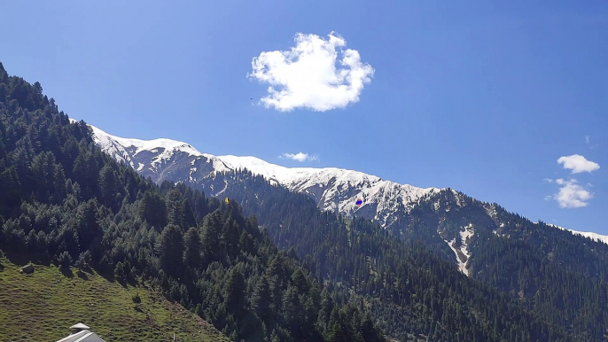 naran Kaghan kite flying at rooftop of hotel