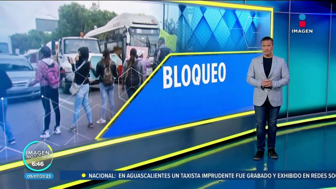 Bloqueo por demanda de agua deja varados a automovilistas en Ecatepec