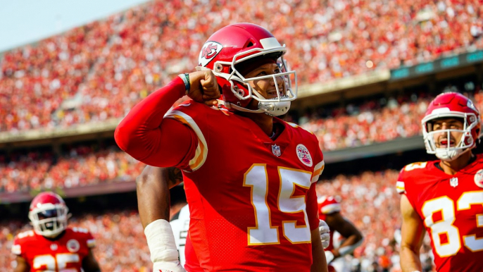 NFL 23-24 DFS Preview: Will QB Patrick Mahomes Struggle?