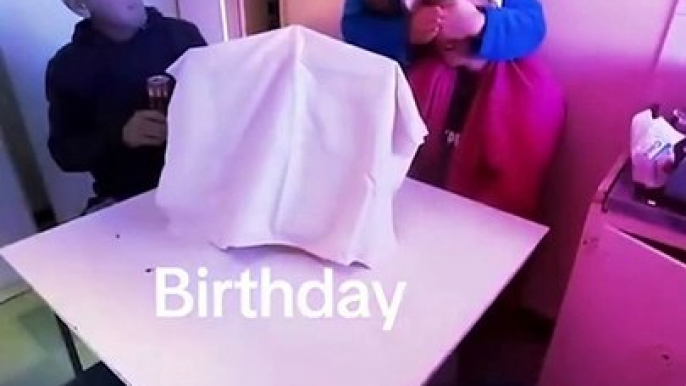 Wholesome Surprise: Heartfelt Gift for Boyfriend's 19th Birthday Melts Hearts || Heartsome