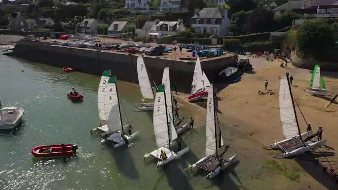 Fédération Française de Voile - FFVoile 2023 / L' école de voile de Locquirec, école de voile de l'année 2022,