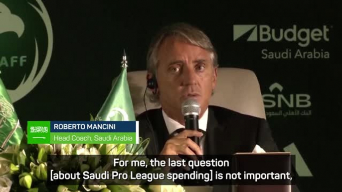 Mancini praises Saudi spending