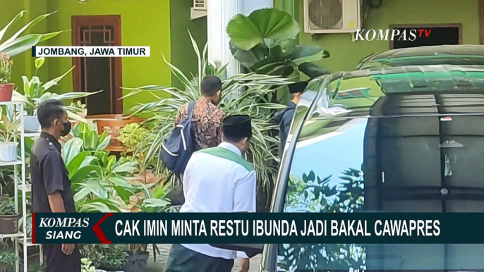 Cak Imin Minta Restu Ibunda sebelum Berangkat Deklarasi Capres-Cawapres di Surabaya