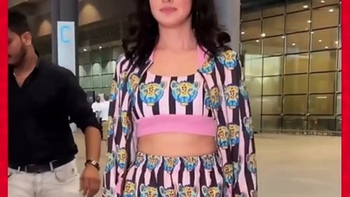 Co Ord Set में Airport पर Spot हुईं Divya Khosla Kumar #shorts #bollywood #livehindustan