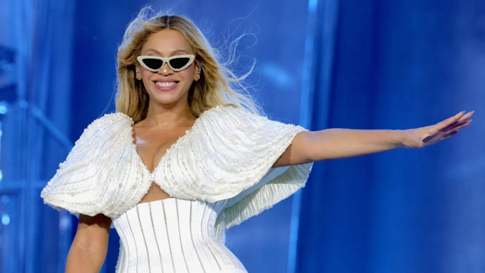 Kylie Jenner, Timothée Chalamet & More Celebrities Spotted at Beyoncé's Renaissance Tour | THR News Video