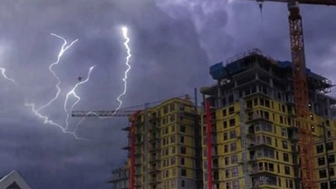 Unleashing the Power of Creeping Lightning: A Mesmerizing Phenomenon #caughtoncamera