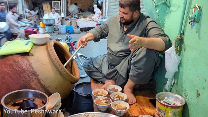 Subah Ka Nashta - Peshawari Qalla, Shiekh Siri Paye - Peshawari Nashta - Asian Street Food Pakistan
