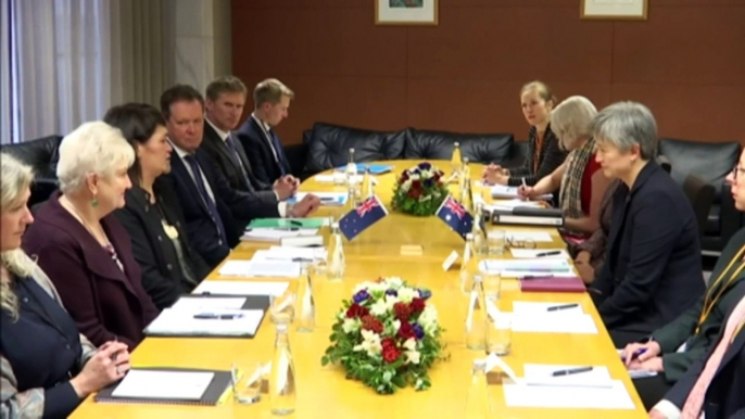 Foreign Affairs Minister meets with Pacific counterparts