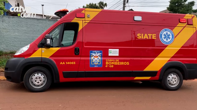 Acidente de trânsito deixa jovem ferida no bairro Interlagos em Cascavel Batida envolveu uma bicicleta e uma motocicleta