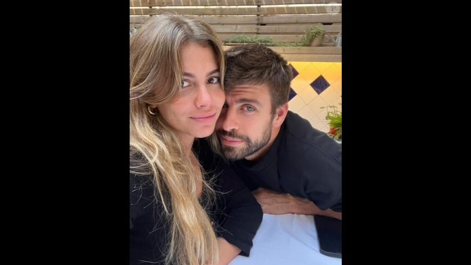 Gerard Piqué : L'ex de Shakira s'éclate avec la belle Clara (24 ans), en bikini string pour faire