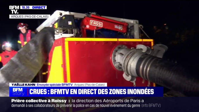 Crues dans le Pas-de-Calais: les pompiers installent une motopompe à Arques, village touché par les inondations