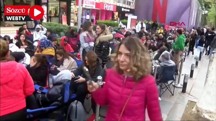 Geceden kuyruğa girmişlerdi: Kadıköy’de kozmetik mağazası açılışında izdiham