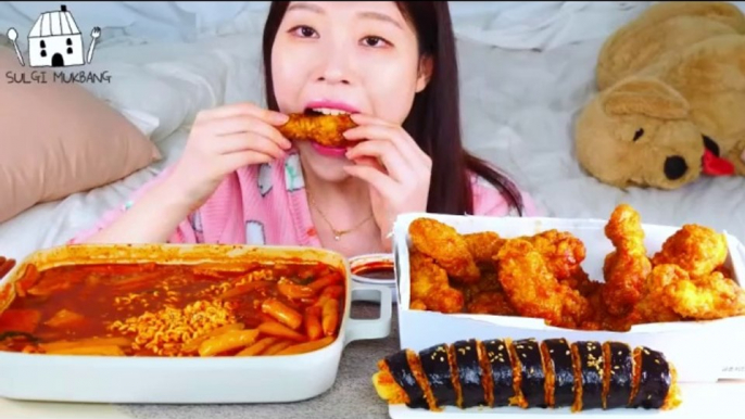 ASMR MUKBANG| Tteokbokki with Ramen, HONEY COMBO Chciken, SHINJEON Cheese Kimbap