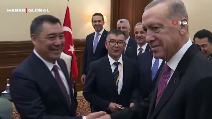 Cumhurbaşkanı Erdoğan, Kazakistan'da Caparov ve Orban ile görüştü