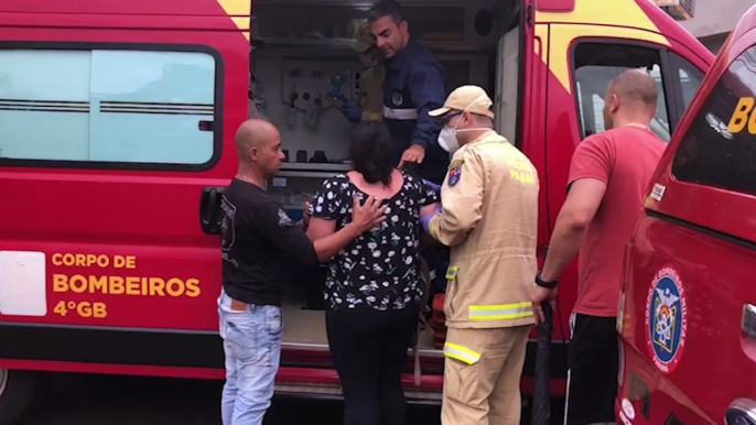 Motociclista tem lesão grave na cabeça após colisão com caminhão no Bairro Santa Felicidade