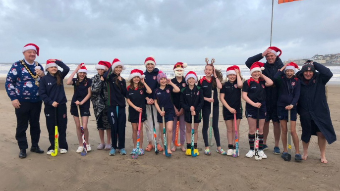 Hockey-loving Coleraine pupils hit the icy seas for 12 days to raise money for a new pitch