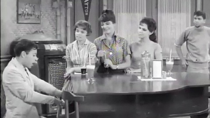 The Many Loves of Dobie Gillis S01E21 Dobie Spreads a Rumor