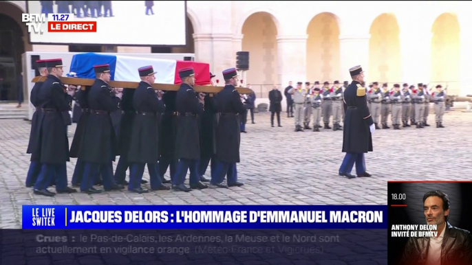 L'hommage national à Jacques Delors commence dans la cour des Invalides à Paris