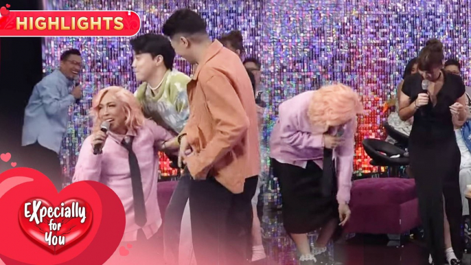 Vice Ganda kneel down because of Vhong and Jhong | It’s Showtime Expecially For You