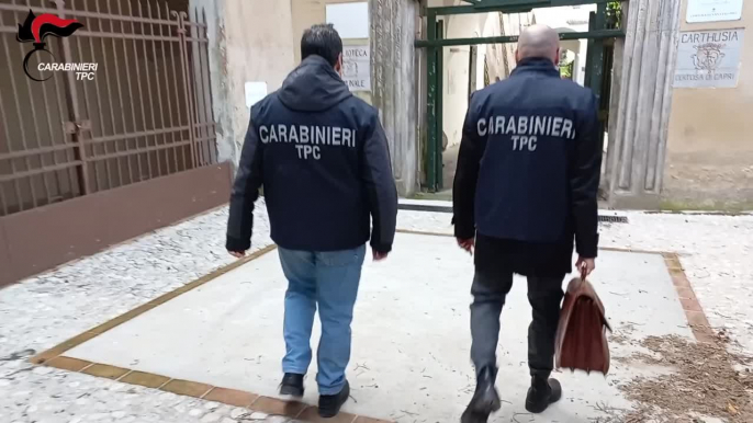 I Carabinieri sequestrano la biblioteca comunale di Capri "in stato di degrado"