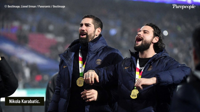 PHOTOS Hoshi complice avec sa chérie et Grégoire aux côtés de son fils pour la victoire du PSG, du beau monde en tribunes !