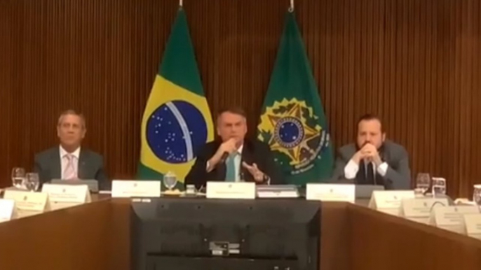 Em reunião, Bolsonaro insinua interferência do STF e do TSE em favor do atual presidente Lula nas eleições de 2022