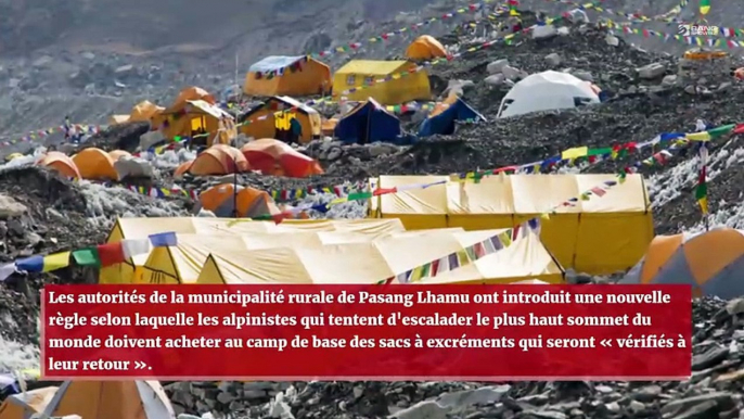 Les alpinistes du mont Everest doivent désormais nettoyer leurs excréments