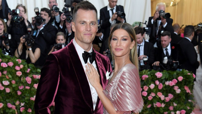Gisele Bündchen cried as she spoke about her divorce from Tom Brady in a TV interview