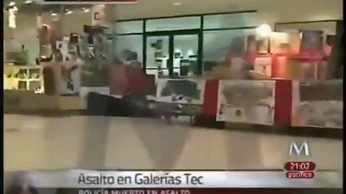 Balacera en Intento asalto Galerías Tec, Cd Juarez 1 policía muerto