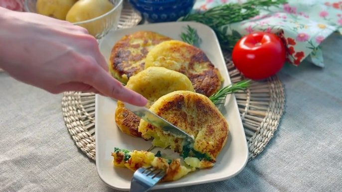 Tortitas de patatas rellenas de espinacas, cena saludable ¡en minutos!