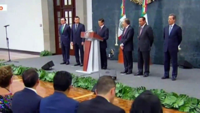 Peña Nieto anuncia renuncia de Videgaray y anuncia al nuevo secretario de Hacienda