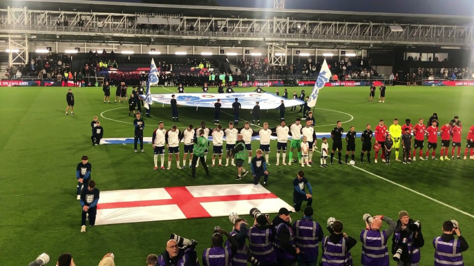 England U21s at Kenilworth Road