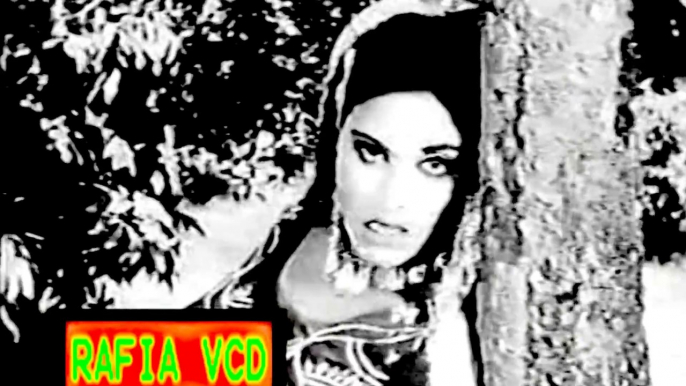 maa kamli meri challi maa  madam noor jahan    maa puttar