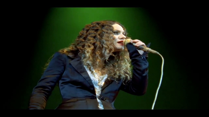 VANESSA PARADIS — Be My Baby | Vanessa Paradis — Divinidylle Tour | (2008)