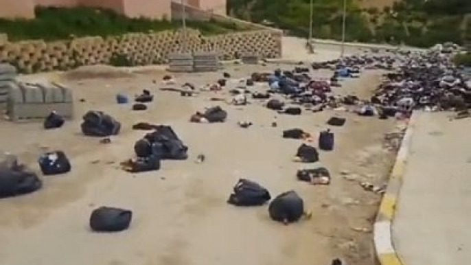 Opj hussein dey ramadan Algérie poubelle logements aadl lsp عند وصول المهاجرين إلى الجزائر ميناء الجزائر مرسيليا لا جولييت وهران سكيكدة عنابة بجاية قارب الجزائر العبارات كورسيكا لينيا نقل الأمتعة فان الجمارك