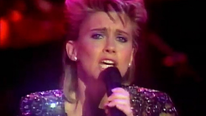 OLIVIA NEWTON-JOHN - Olivia In Concert (1982)