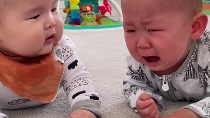 Baby Makes Baby Cry! (1)