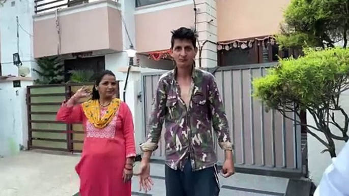 Piyush Ye Kya Pi Raha  Flight Mein   Sourav Joshi Vlogs