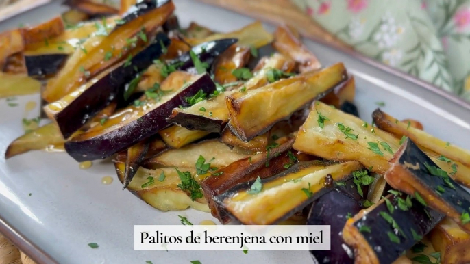 Palitos de berenjena con miel