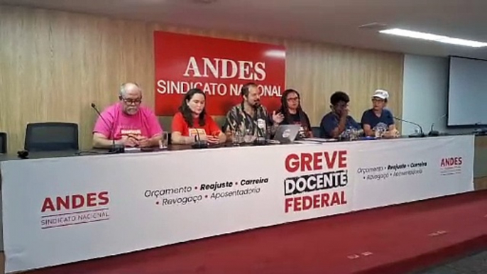 Sindicatos classificam como "intransigente" postura do governo diante da greve