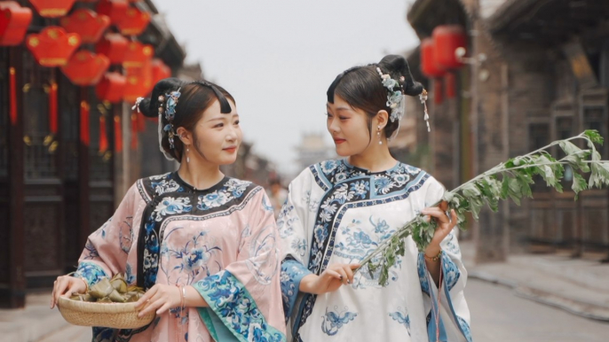 Jinzhong: La fête des bateaux-dragons dans la vieille ville de Ping Yao