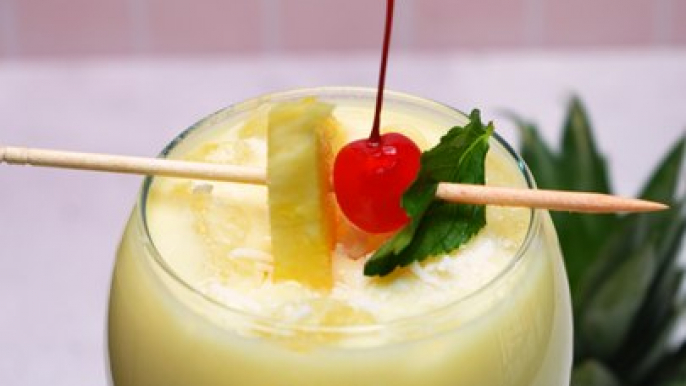 Agua de Piña Colada