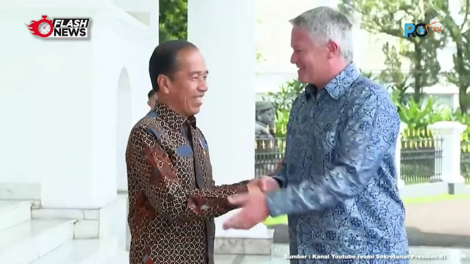 Jokowi menyambut kedatangan rombongan OECD di istana Bogor